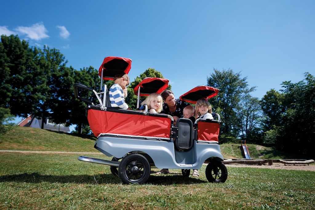 Turtle Kinderbus für 6 Kinder